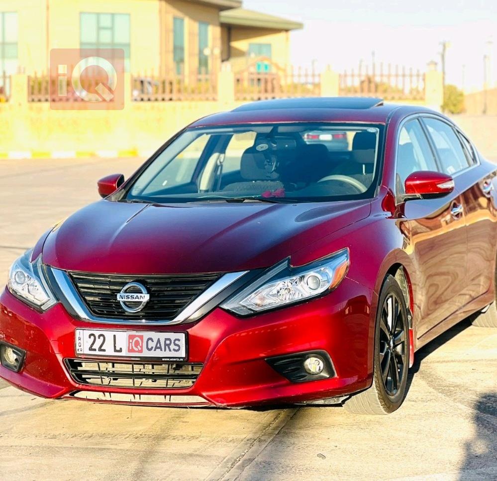 نيسان ألتيما